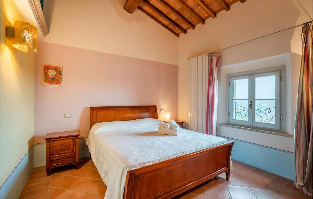 Apartment Villa Le Selve Lari