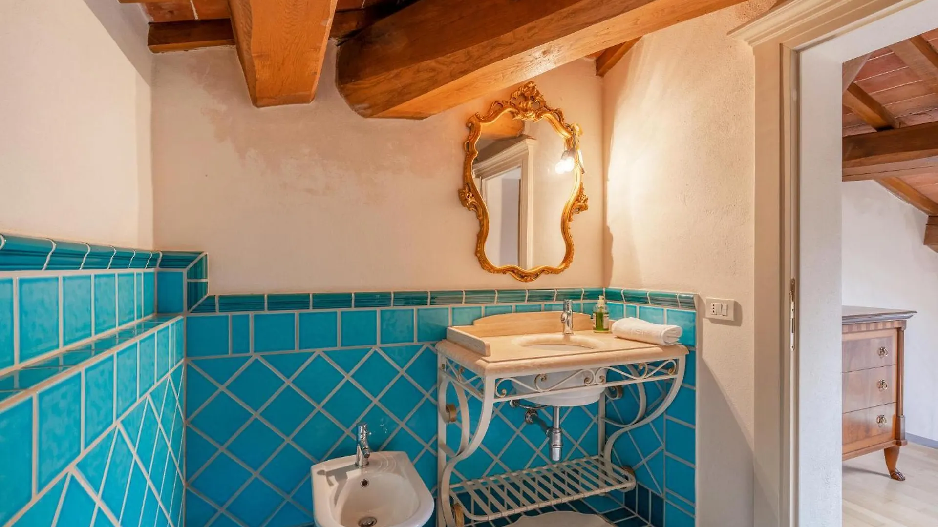 Villa Le Selve Lari Italy